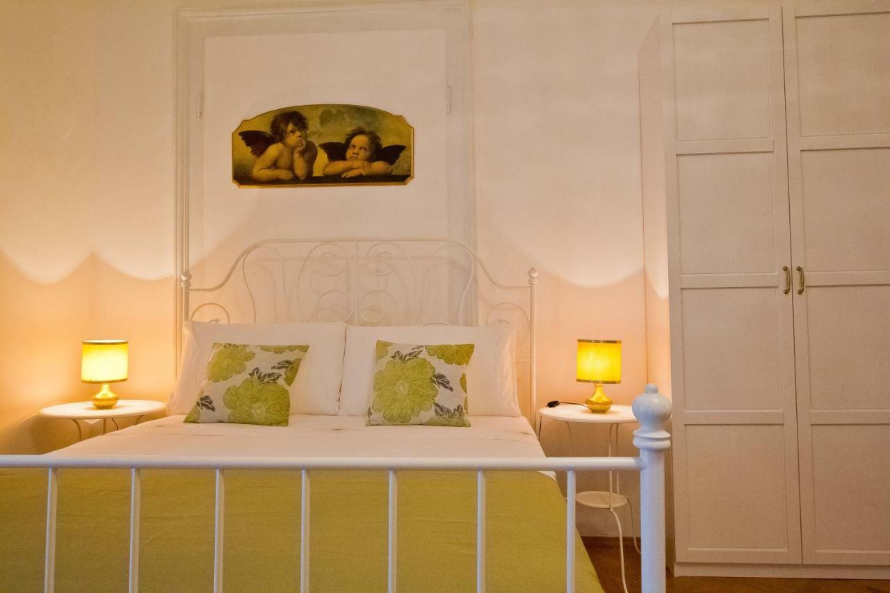 Golden Rooms Bed & Breakfast Trieste Bagian luar foto